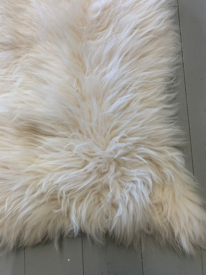British Natural Sheepskin Rug