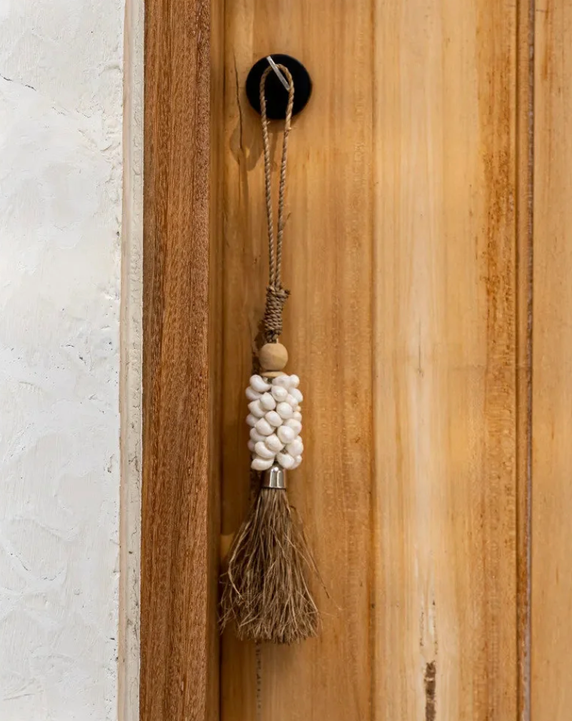 Raffia Cowrie Shell Tassel